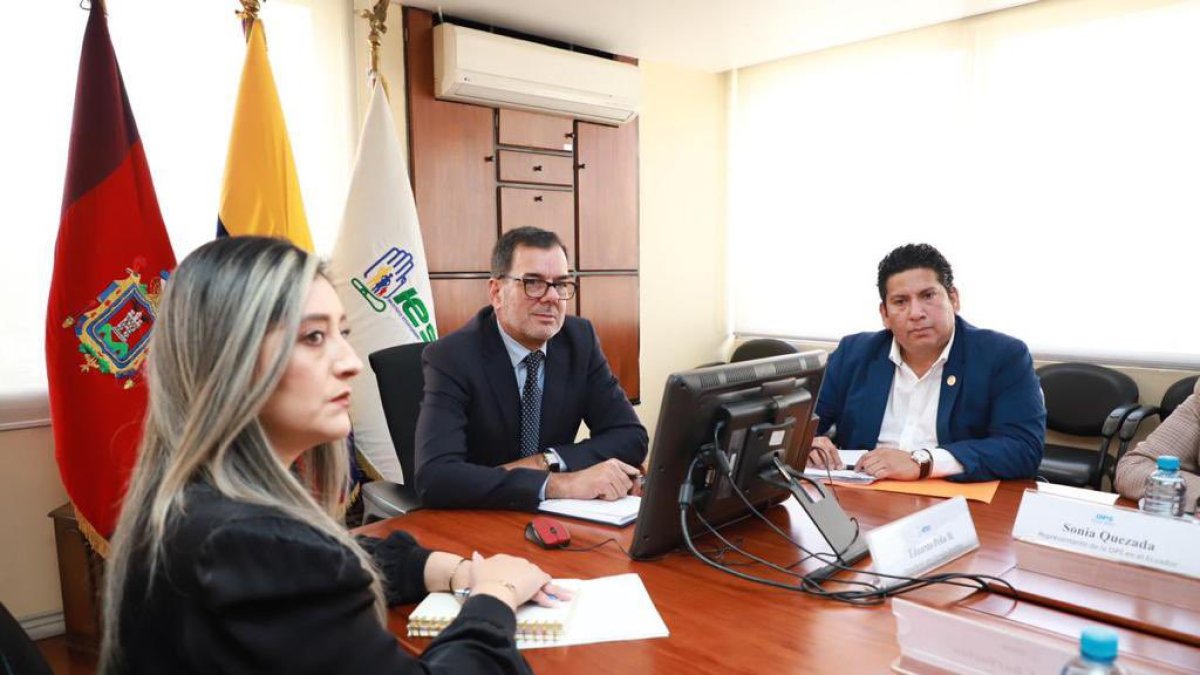 El CNE ahora deberá realizar el proceso electoral para elegir cuatro dignidades, ya no solo dos.