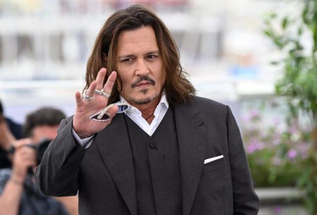 Johnny Depp torna a dirigere in Italia