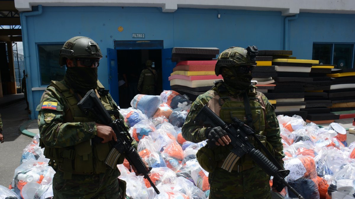 En un recorrido realizado por la prensa en la cárcel de Cotopaxi, las autoridades mostraron la situación en la que viven actualmente los presos.