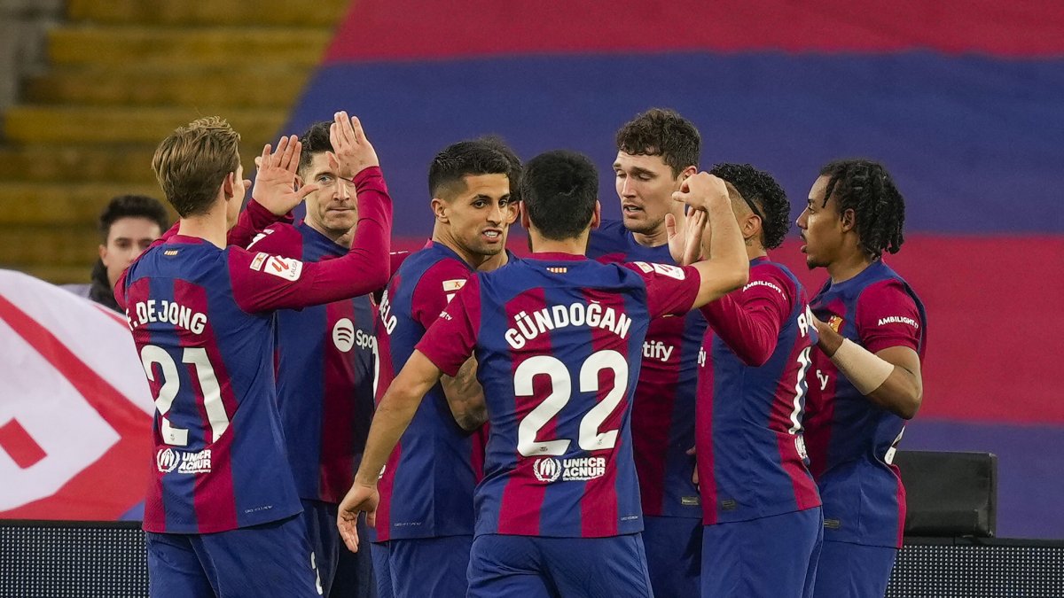 Los jugadores del Barcelona celebran su segundo gol durante el partido de LaLiga entre el Barcelona y el Getafe.