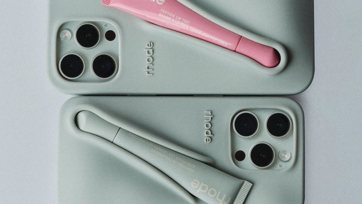 Un forro de celular para llevar tu labial a todas partes.