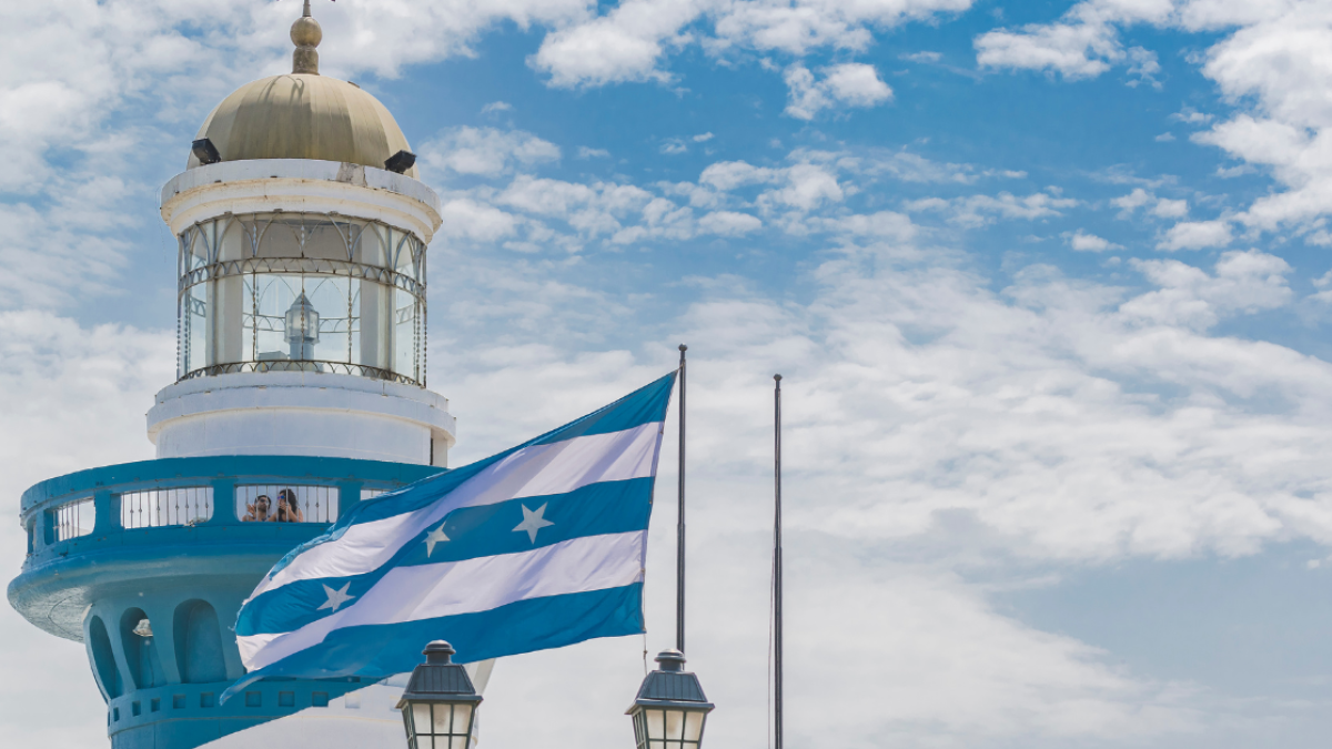 Guayaquil es una de las ciudades donde rige el toque de queda.