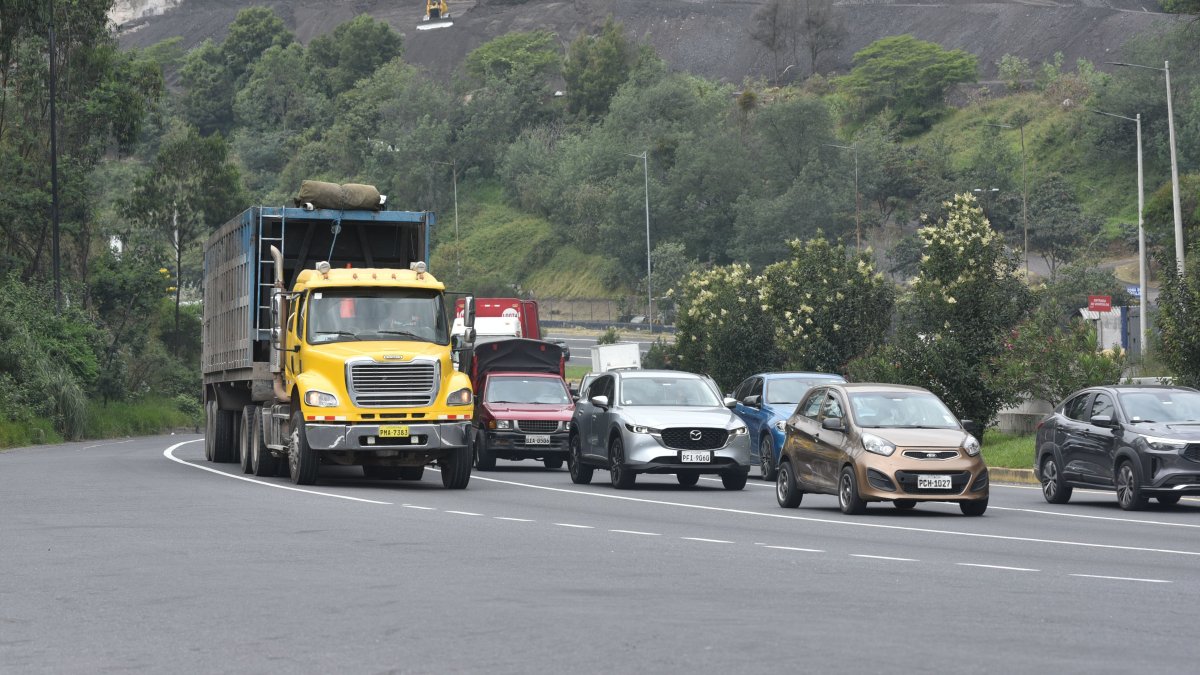 El paso en la avenida Simón Bolívar se cerrará la mañana del 27 de febrero por la reconstrucción de los hechos en torno a un siniestro de tránsito.