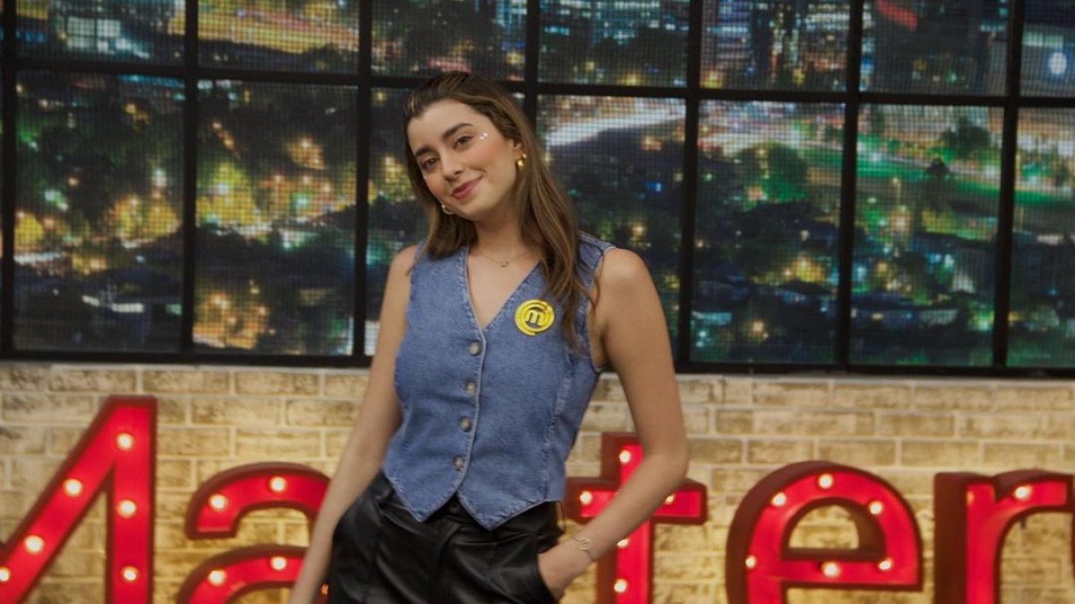 Luciana Guschmer en la competencia gastronómica.