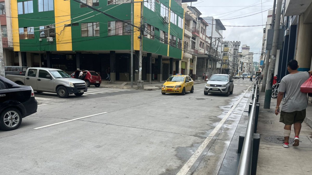 La vía se encuentra lista para el tránsito vehicular