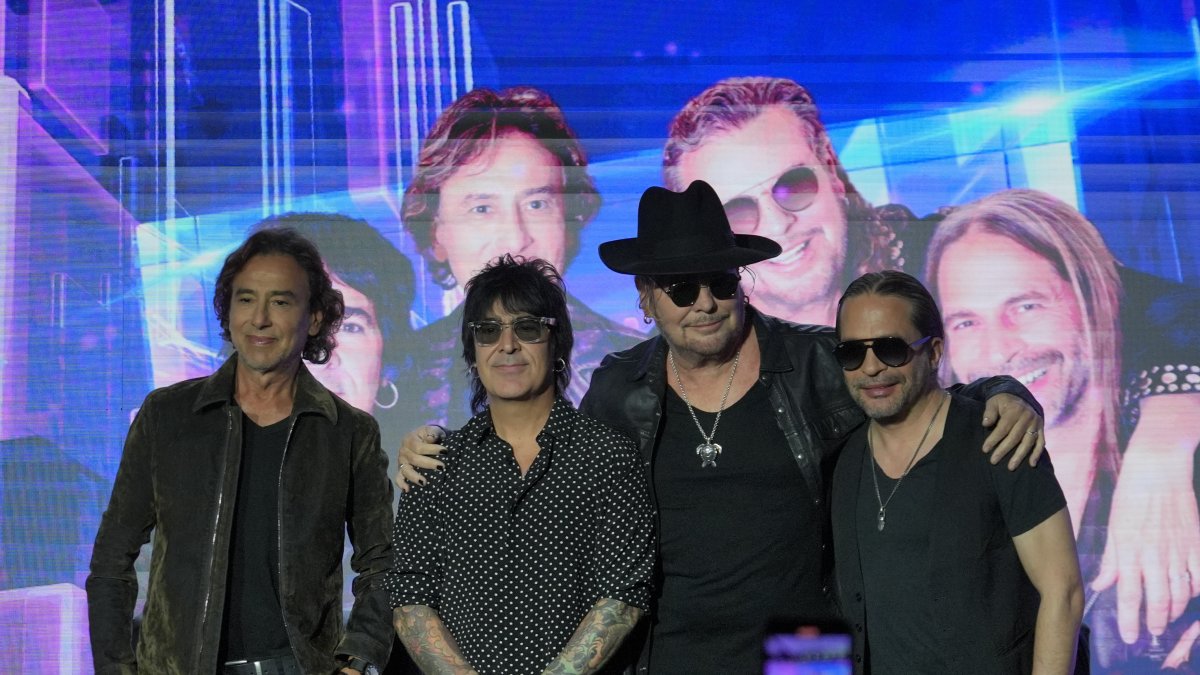 El grupo mexicano en Chile.