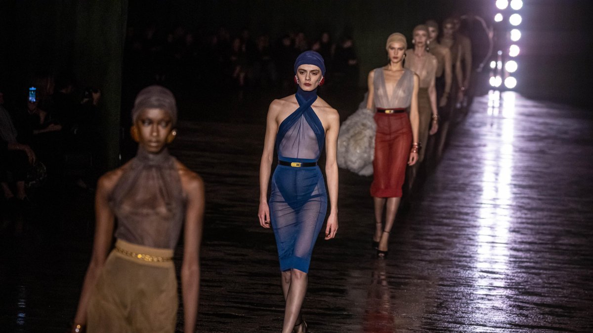 El desfile en París.