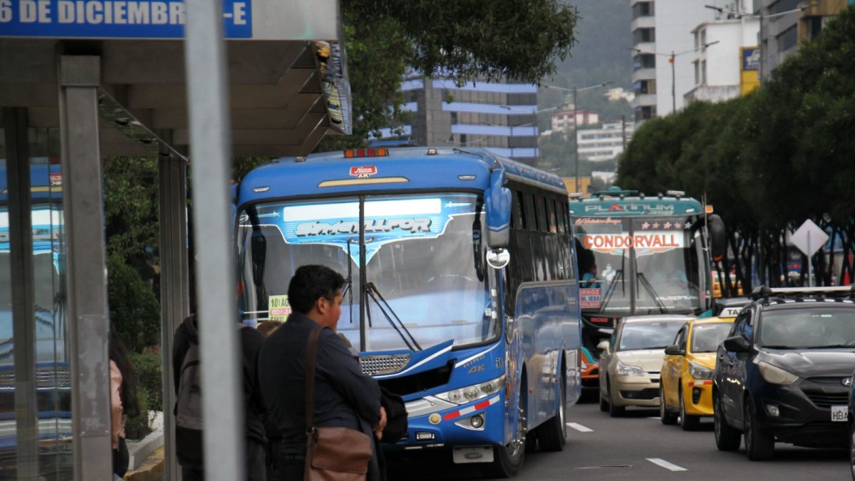 En 2021, el concurso de reorganización de frecuencias fue suspendido.