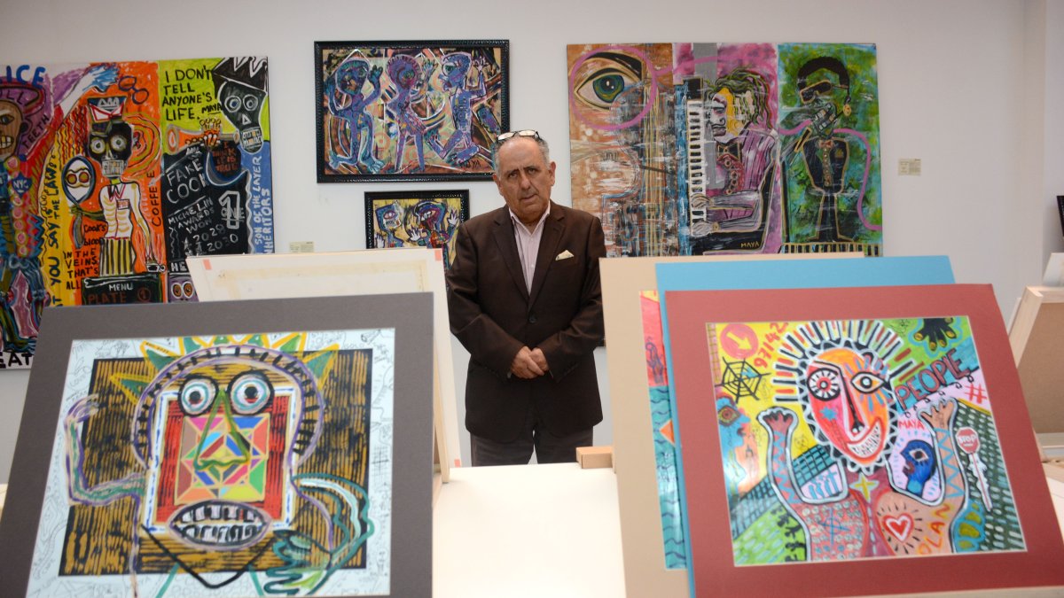 Exposicion de Patricio Mayo.