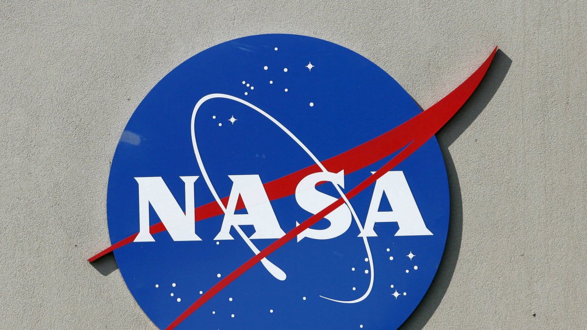 Fotografía de archivo del logo de la NASA. EFE/AARON M. SPRECHER