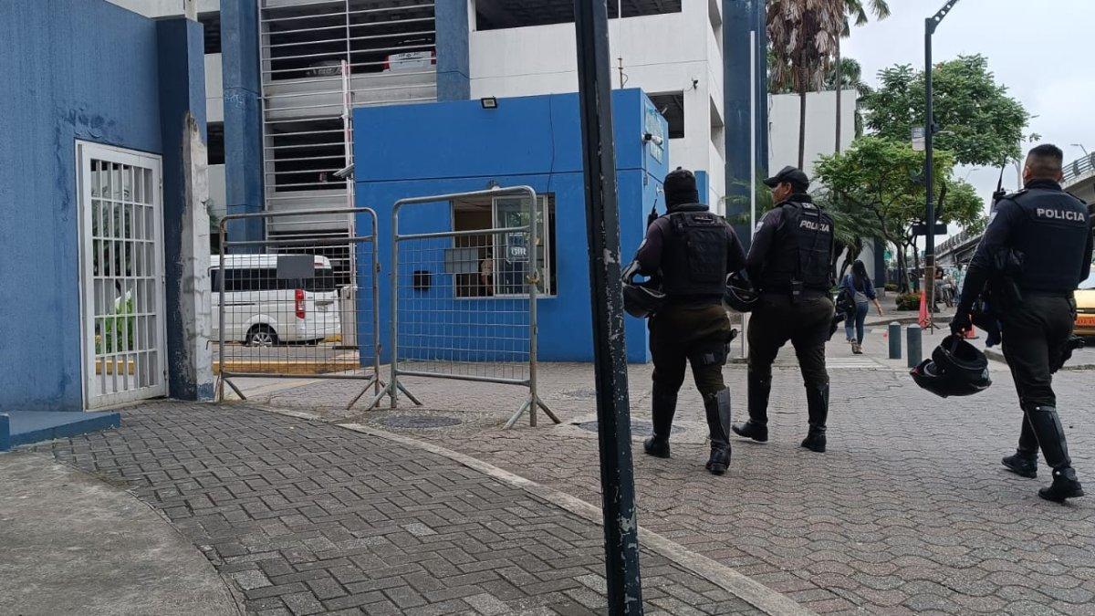 Los detenidos se encuentran al interior del cuartel Modelo