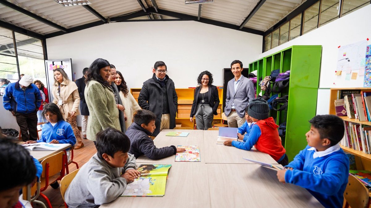 Foto referencial de clases presenciales.