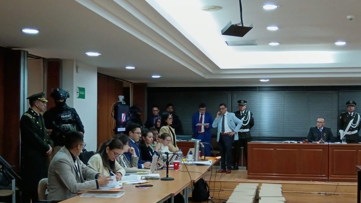 La audiencia se desarrolla en la Corte Nacional de Justicia.