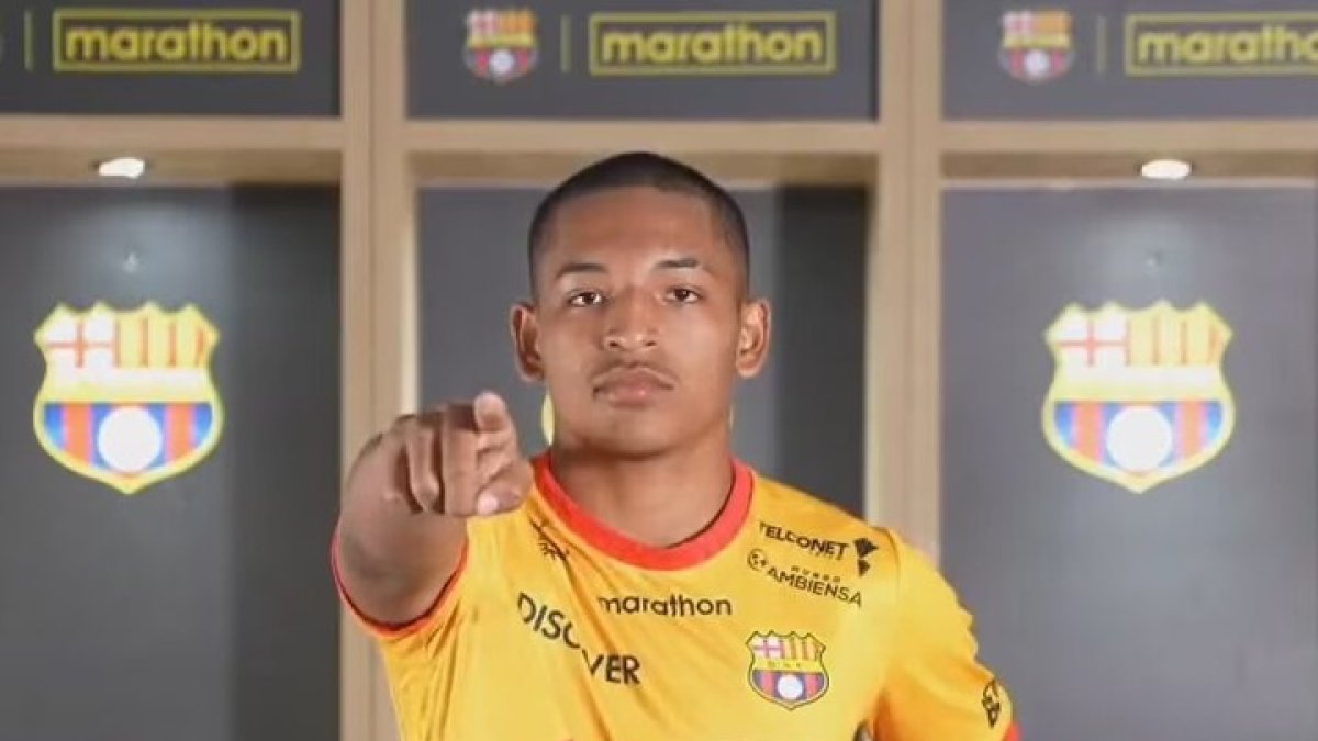 Jhon Acurio nuevo jugador del Cuniburo de la serie B.