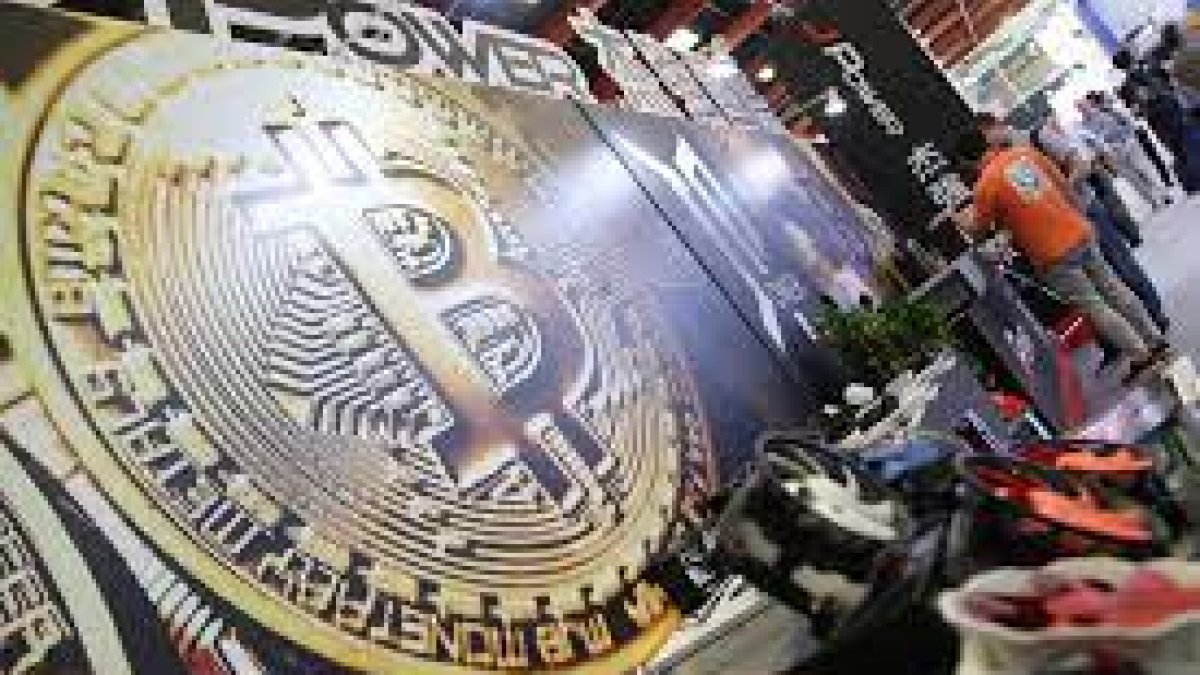 Moneda. El Bitcoin llegó a superar los $ 69.000 dólares.