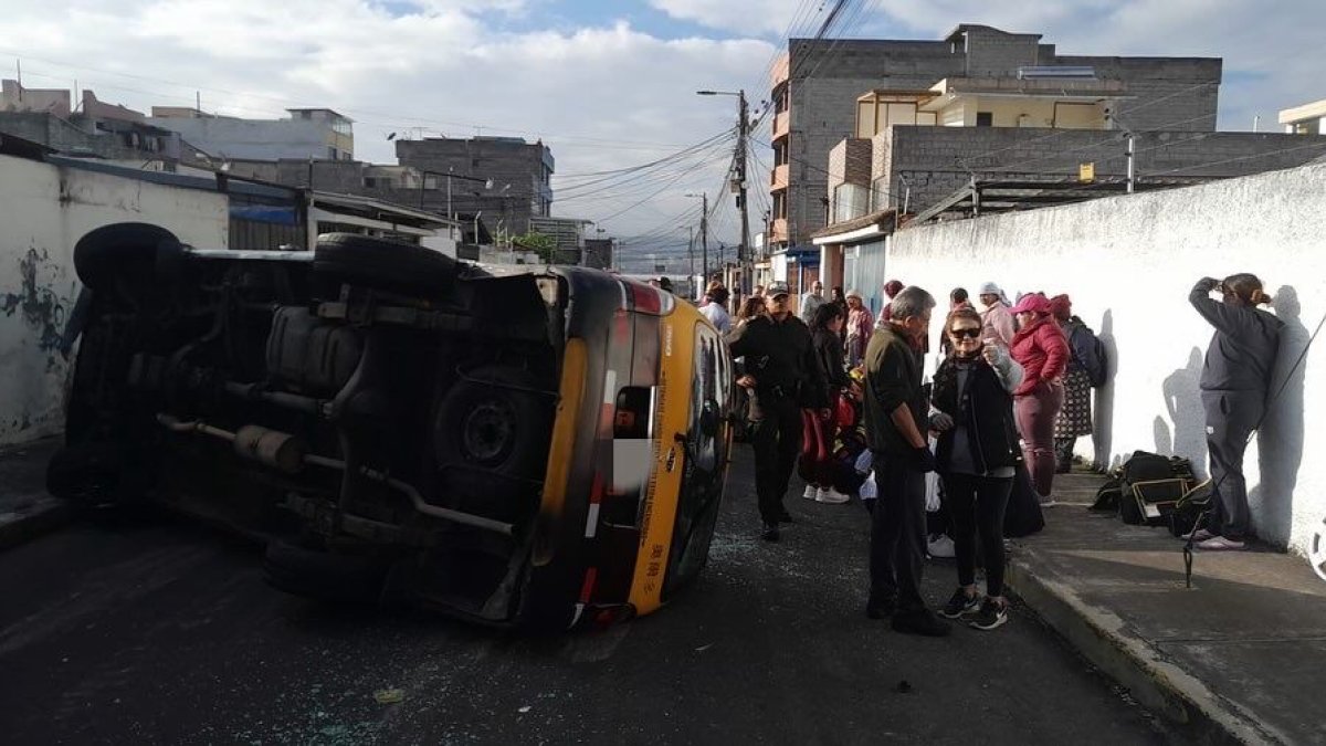 El tránsito en el lugar se cerró para atender la emergencia.