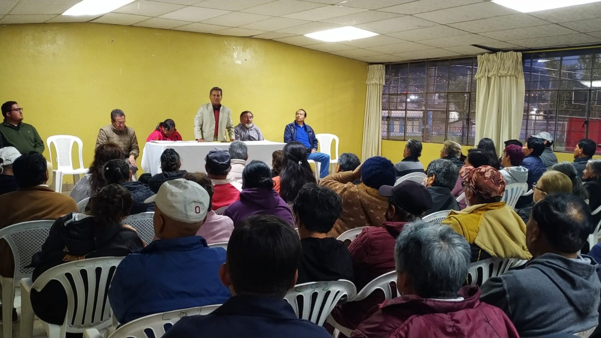 Más de 80 personas se reunieron el 5 de marzo en la casa comunal de Solanda.