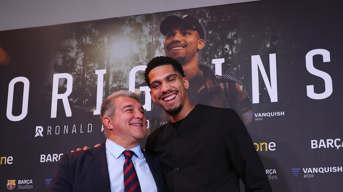 Joan Laporta mostró su confianza ante el defensor uruguayo Ronald Araujo