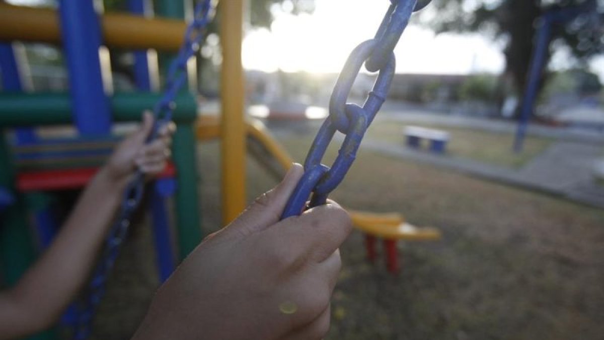 Foto Referencial. La niña se encontraba en el parque infantil de la escuela cuando se dio el hecho