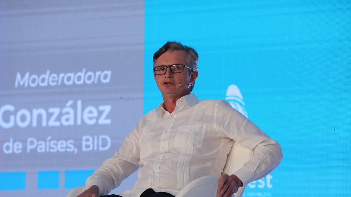 El ministro de Economía y Finanzas, Juan Carlos Vega, en las Reuniones Anuales del Banco Interamericano de Desarrollo.