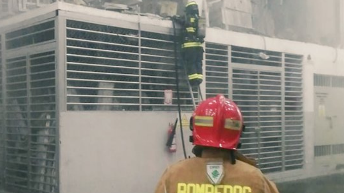 Personal del Cuerpo de Bomberos llegó hasta el lugar.