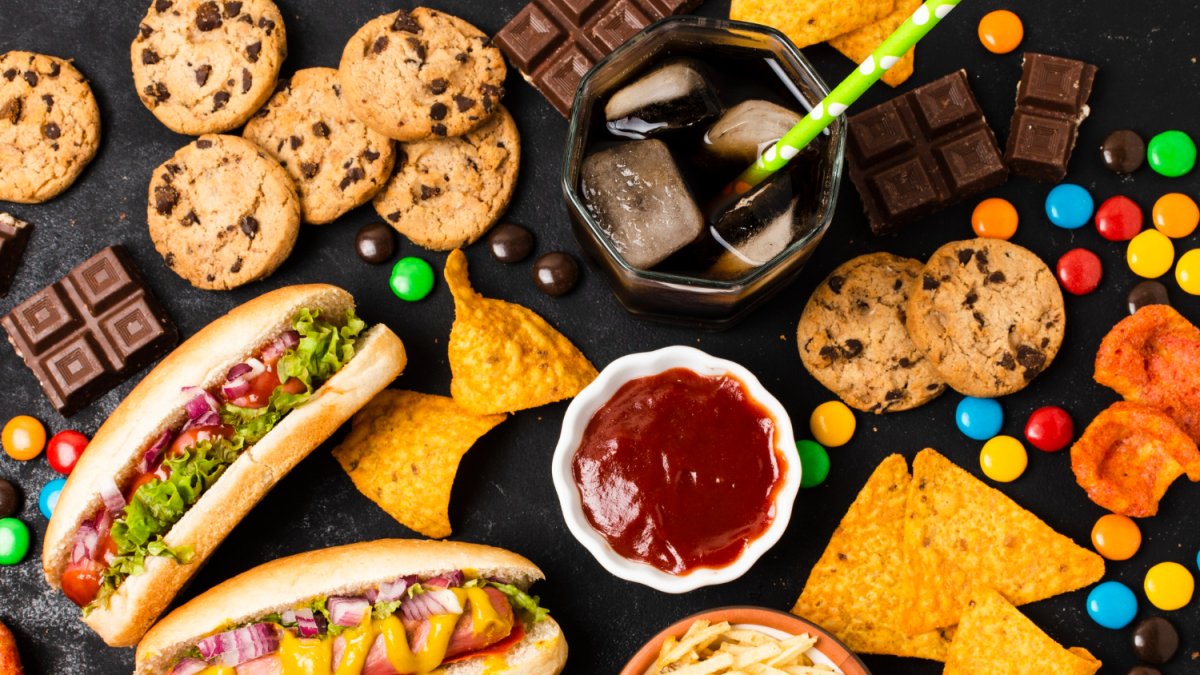 Los productos ultraprocesados pueden afectar el cerebro.