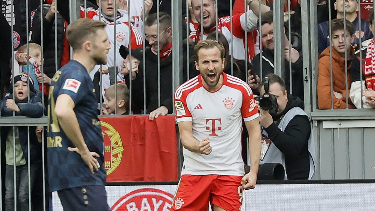 Harry Kane fue la figura de la goleada luego de anotar tres de los ocho tantos con los que el equipo muniqués venció al Maguncia. Los jugadores se mostraron implacables y muy ordenados en sus líneas.