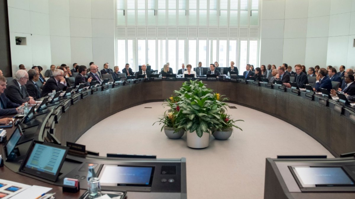El Directorio del FMI es el que toma decisiones sobre los programas de crédito de sus países miembros.
