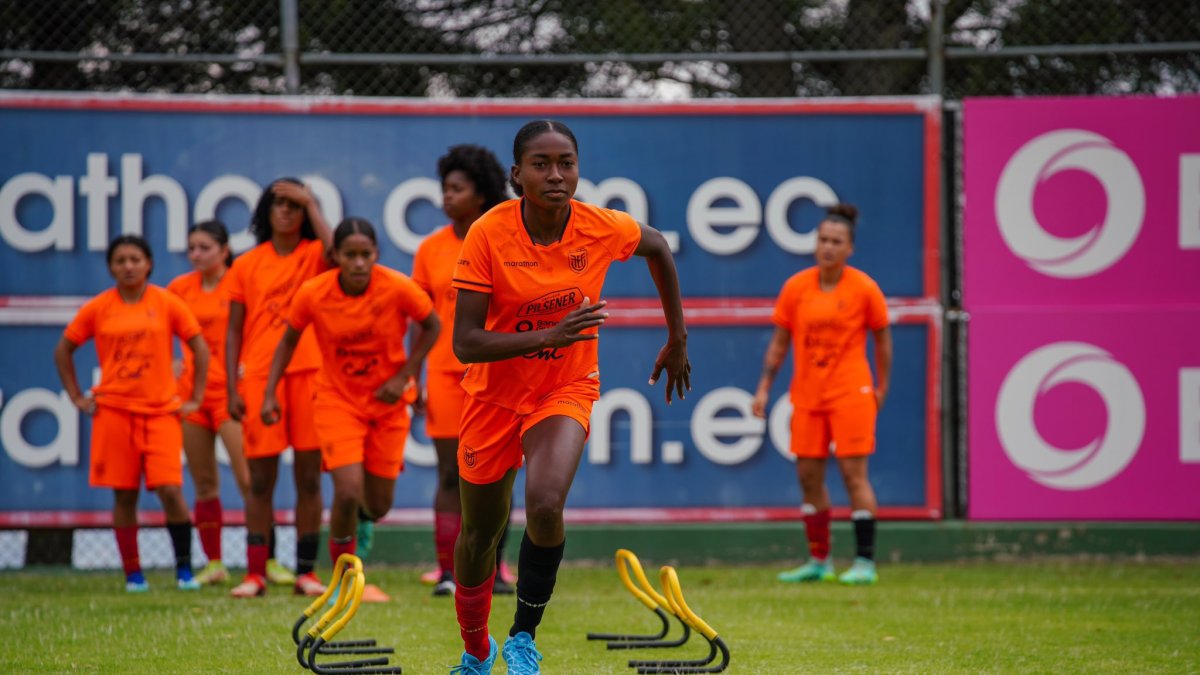 La selección femenina Sub-20 se prepara para el Sudamericano que se realizará en Guayaquil