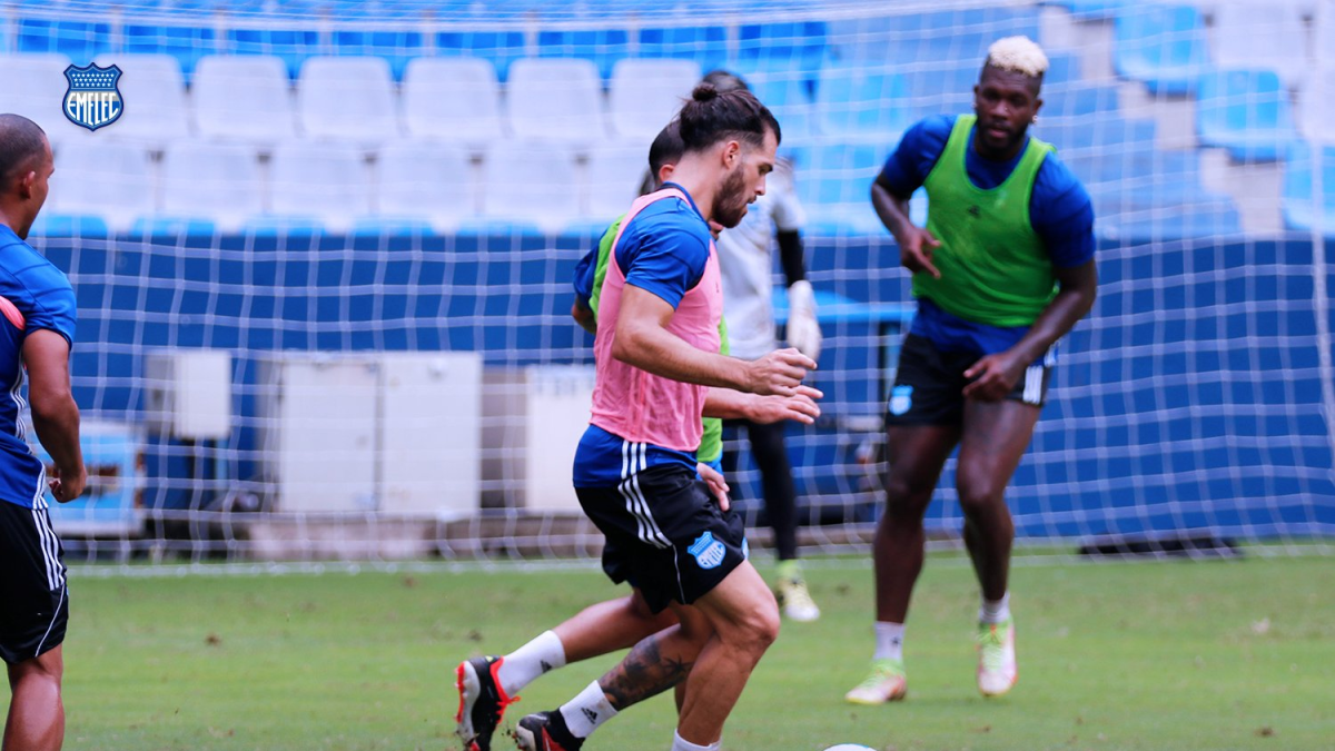 El delantero de Emelec Facundo Castelli (foto) fue designado como el jugador de la fecha 1 de LigaPro