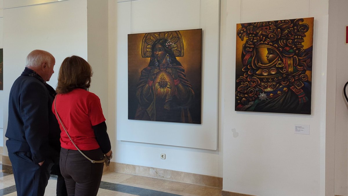 Galería. La exposición se realiza en conmemoración al Día de la Mujer