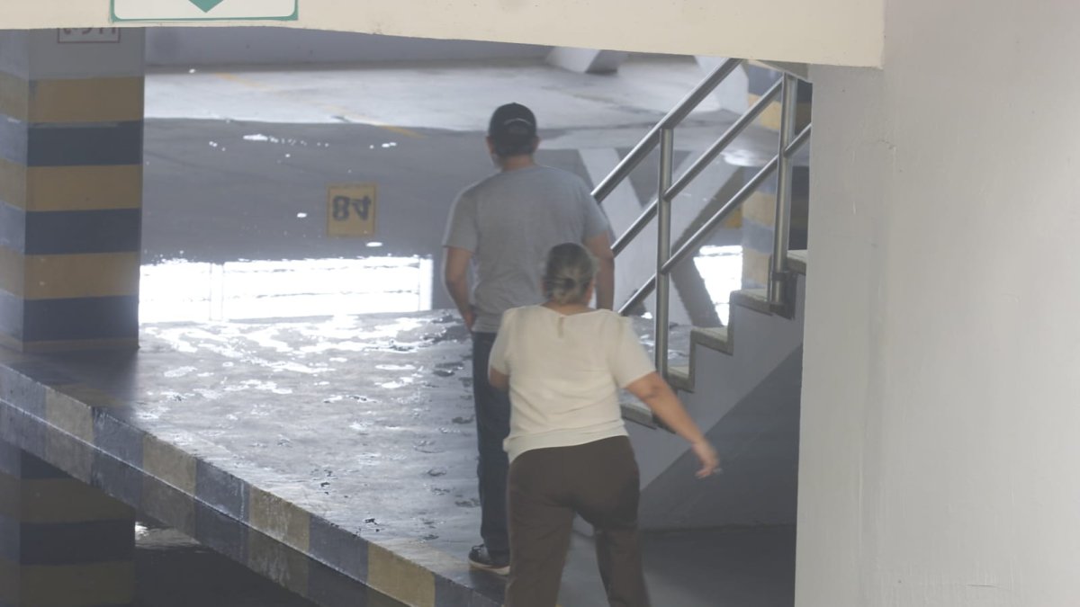 La filtración de agua se registró la mañana de este miércoles 13 de marzo.