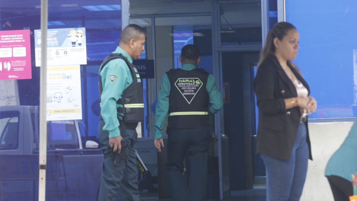 El atraco ocurrió el jueves 13 de marzo del 2024, poco antes del mediodía.