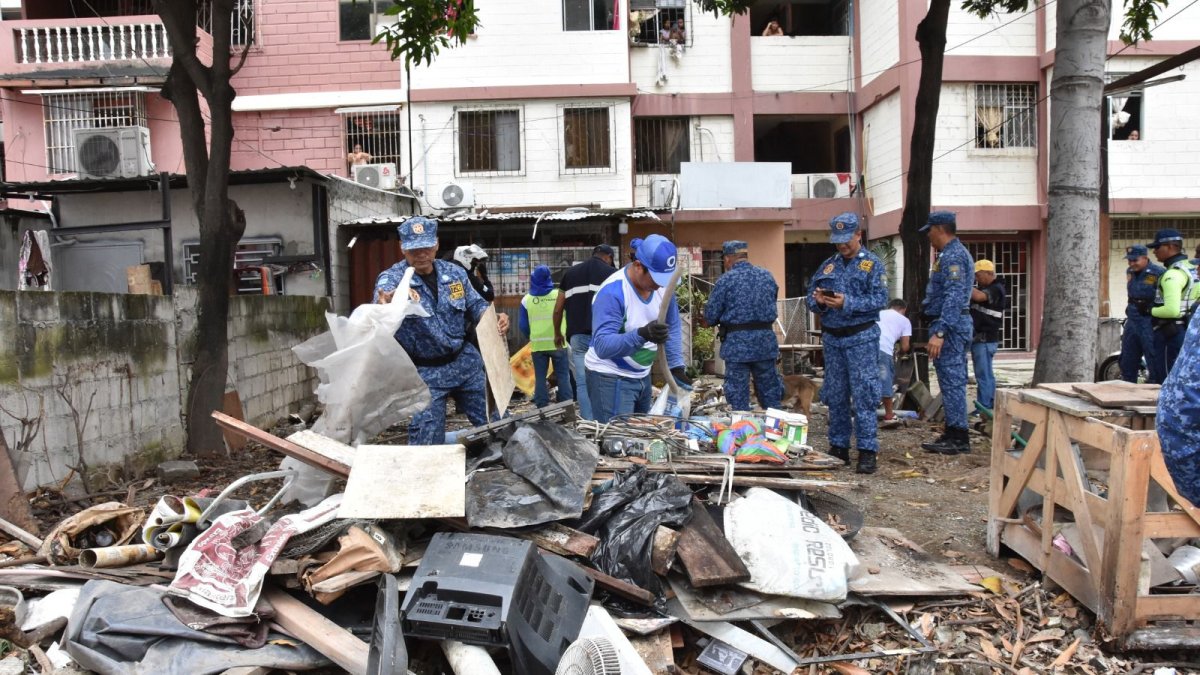 En esta tarea también participó Urvaseo.