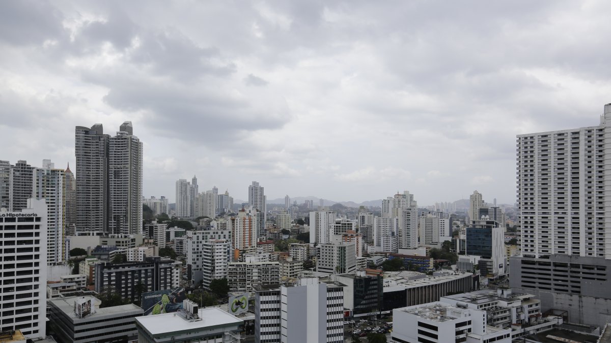Fotografía panorámica este sábado, de Ciudad de Panamá (Panamá).