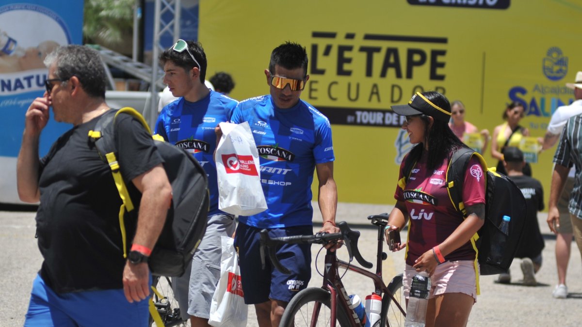 Segundo Navarrete (c) es uno de los competidores de élite en la prueba.