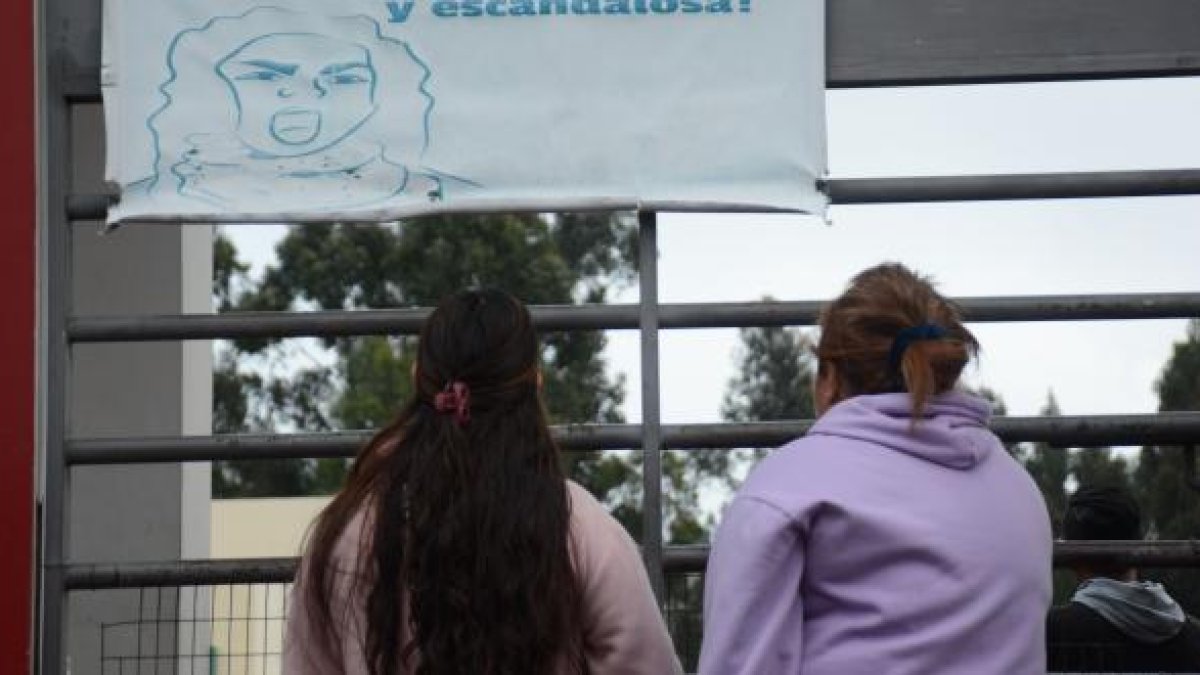 El 4 de marzo pasado, padres de un colegio del sur de Quito se reunieron para exigir el cambio de autoridades, por las irregularidades dadas dentro del centro de estudio.