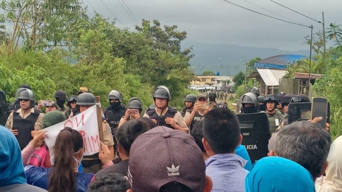 Social. Habitantes de Palo Quemado denuncian presencia de Policías en la localidad.