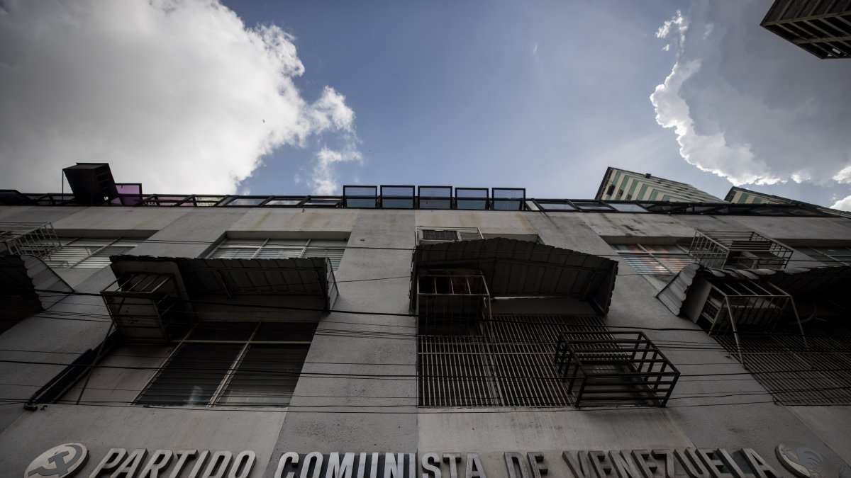 La fachada de la sede del Partido Comunista de Venezuela.
