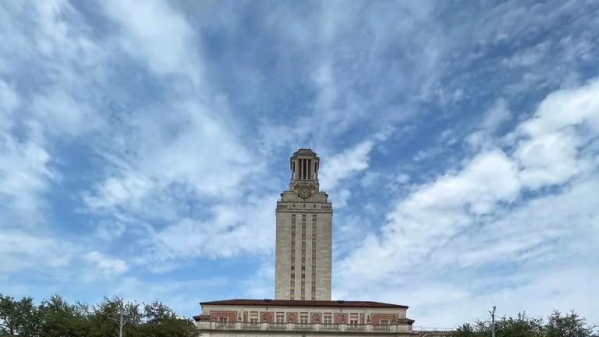 Los aspirantes deben presentar una idea y/o propuesta para una iniciativa comunitaria.