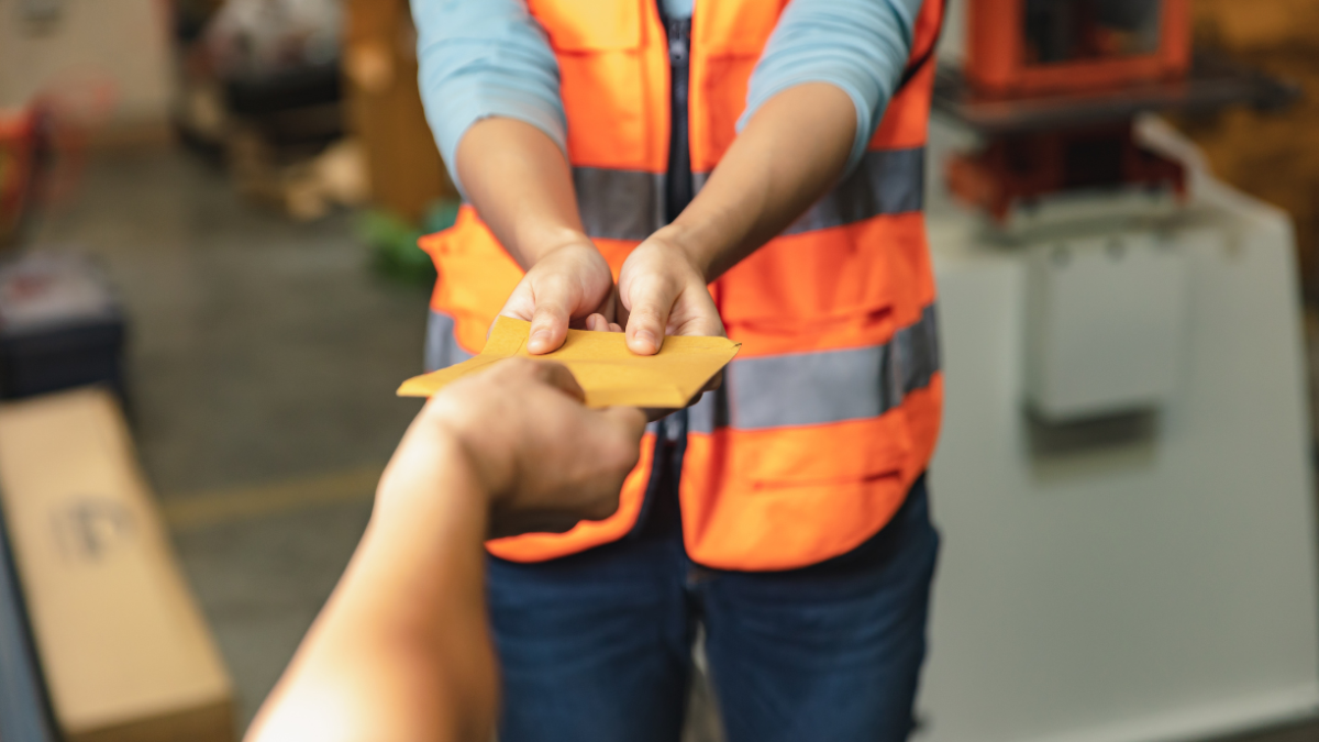 Los trabajadores del sector privado no pierden el derecho a recibir utilidades tras su salida de una empresa