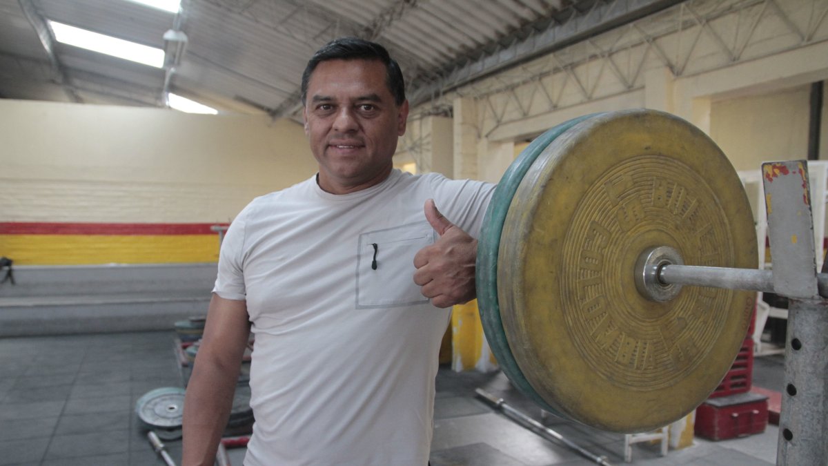 Walter Llerena actualmente forma un nuevo equipo de pupilos para dar nuevas glorias al país.