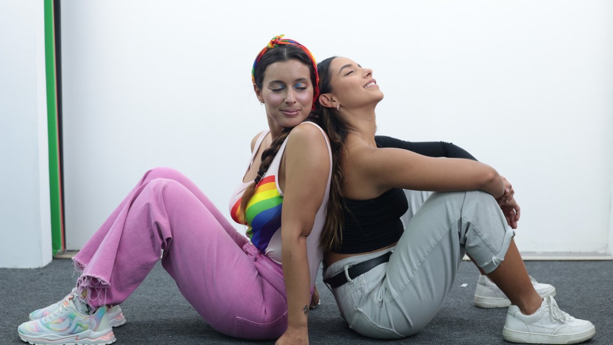 Bárbara Fernandes y Daniela Sánchez.