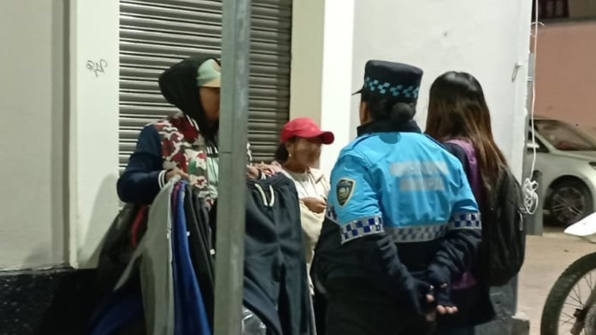 Foto Referencial. En el video se evidencia la agresión a la comerciante