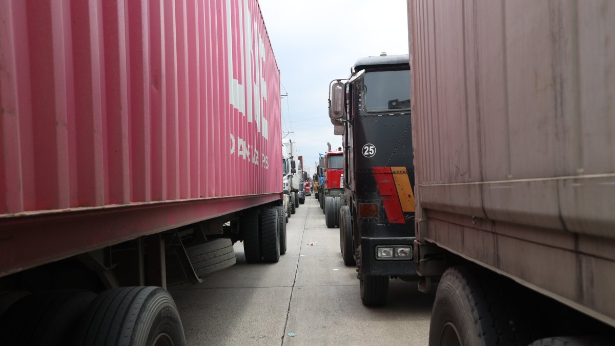 Afectación.- Hay congestionamiento fuera de los puertos que están en la Isla Trinitaria.