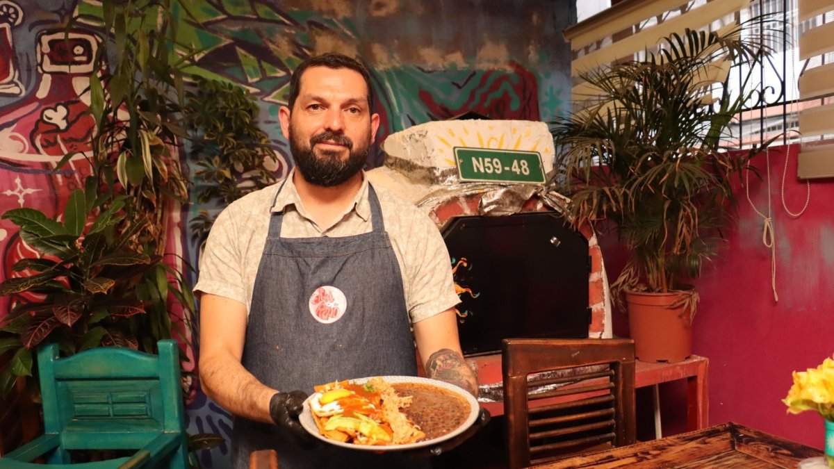 El Chef. Lenin Carrillo estudió Gastronomía en Quito y en Lima.