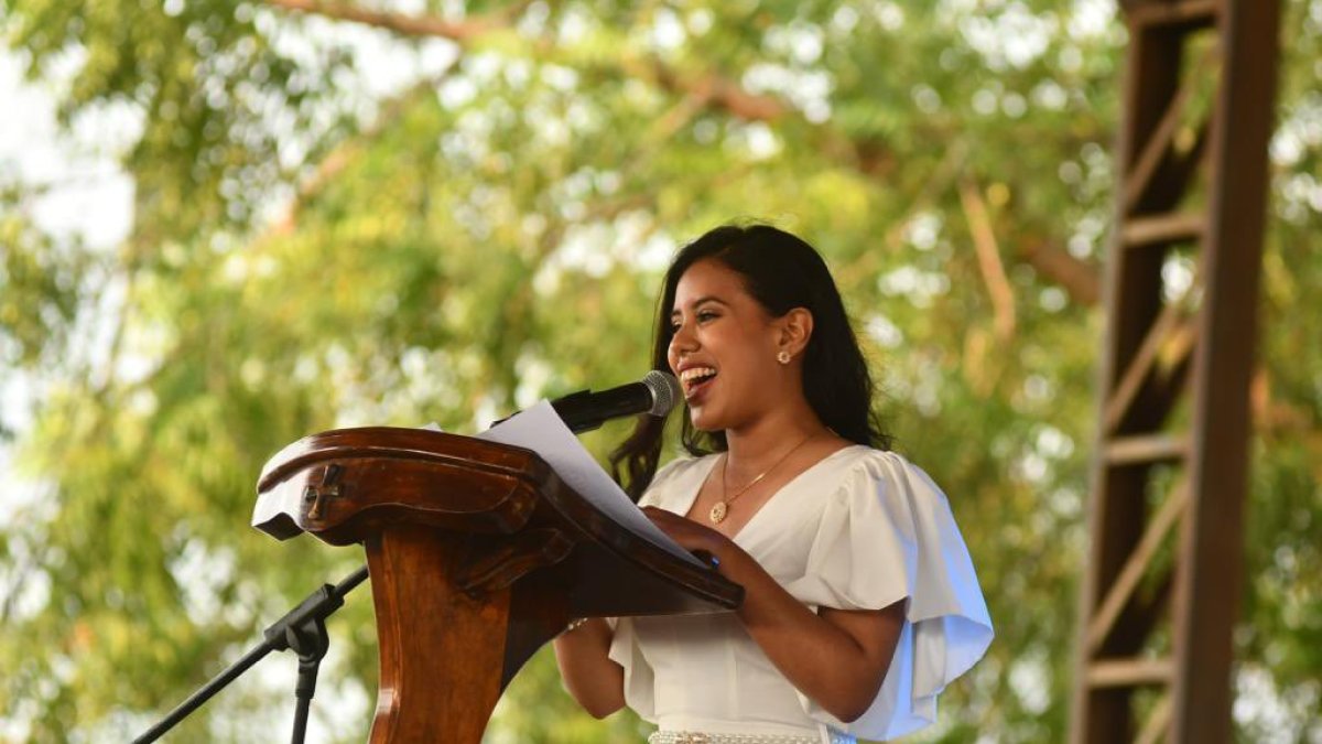 Brigitte García fue electa en las seccionales de febrero de 2023; era la alcaldesa más joven de Ecuador.