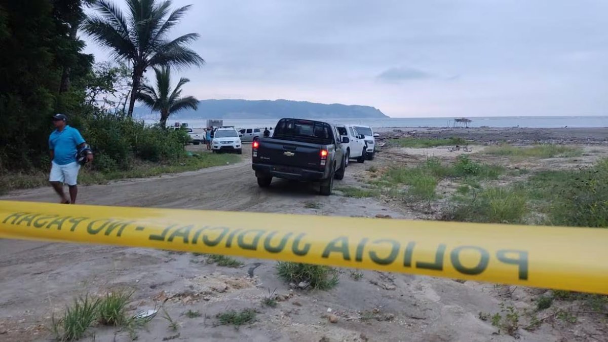 La alcaldesa Brigitte García y el funcionario Jairo Loor fueron hallados sin vida en Punta Nabo, San Vicente.