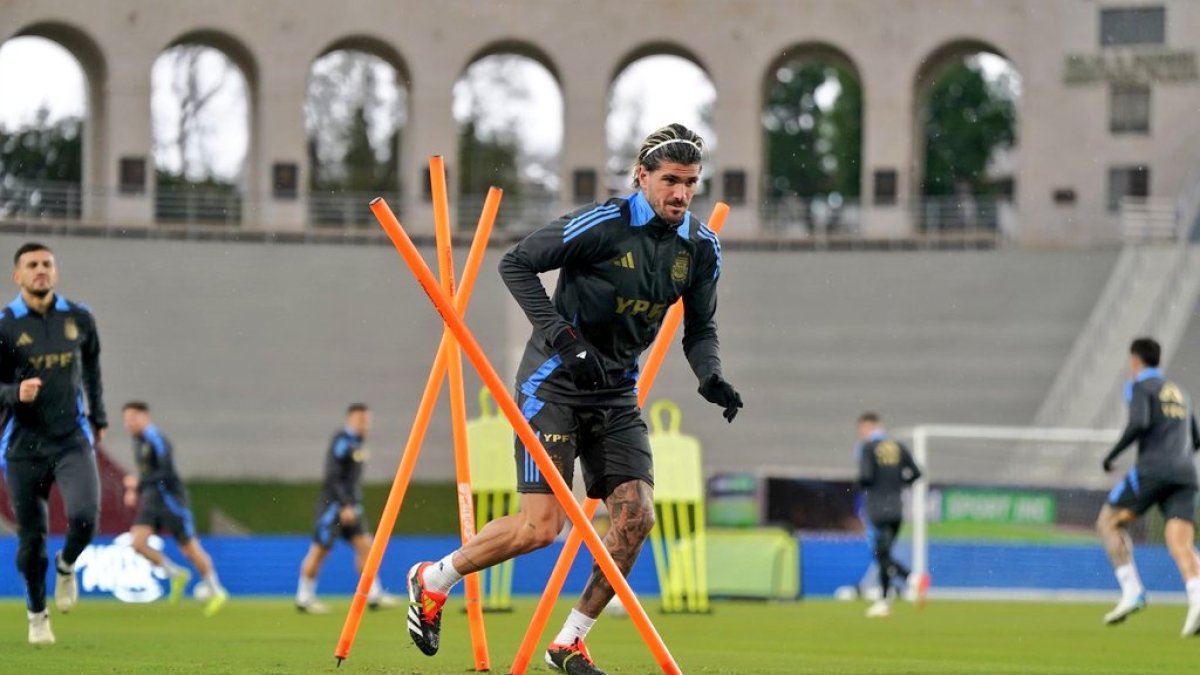 El seleccionado argentino Rodrigo De Paul en uno de los últimos entrenamientos en Estados Unidos.
