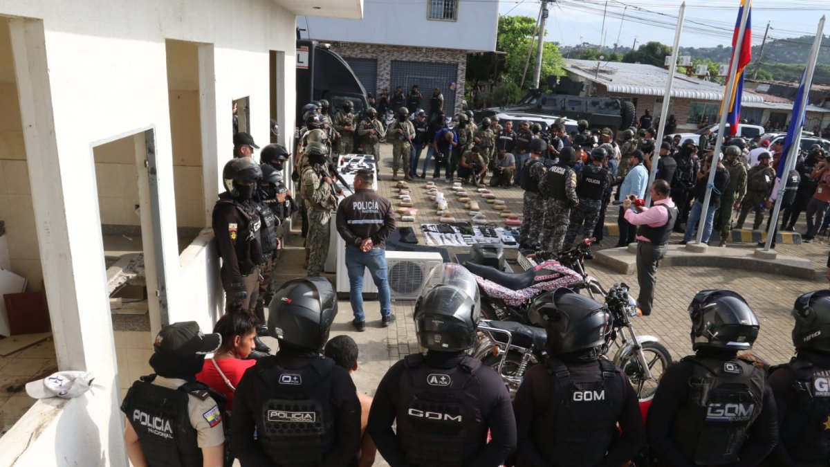 En la zona residencial hay un amplio despliegue policial y militar